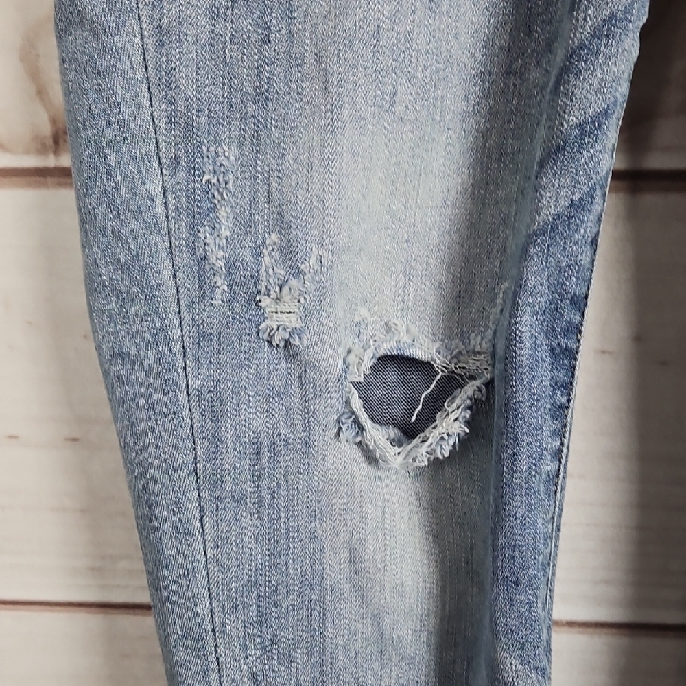 Judy Blue Distressed Skinny Fit Capri Cropped Jeans Raw Hem - Size 7/28 - Picture 7 of 15